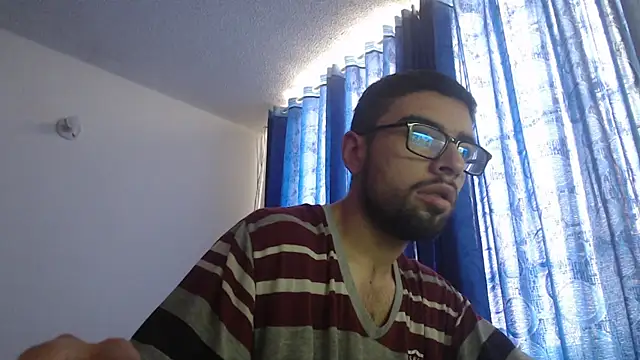 Snapshot of fvckolombianguyy chatting on 02.06.25 fvckolombianguyy online show from 02.06.25