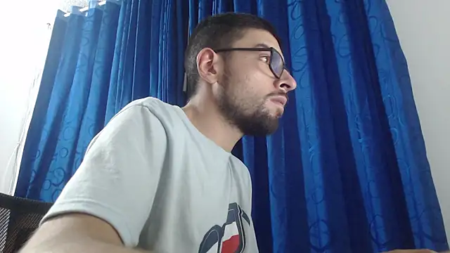 Snapshot of fvckolombianguyy chatting on 02.07.25 fvckolombianguyy online show from 02.07.25