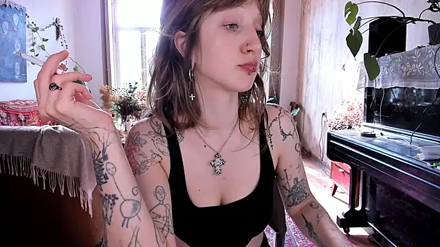 Snapshot of Miranda2_0 chatting on 01.14.25 Miranda2 0 online show from 01.14.25