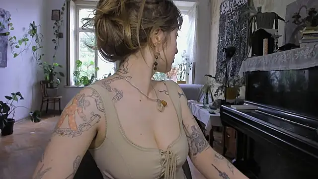 Miranda2 0 online show from 05.25.26