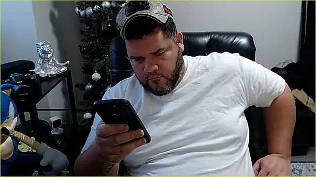 Snapshot of Gabihotxxx1 chatting on 01.13.25 Gabihotxxx1 online show from 01.13.25