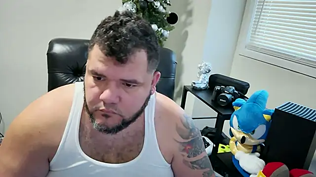 Snapshot of Gabihotxxx1 chatting on 01.30.25 Gabihotxxx1 online show from 01.30.25