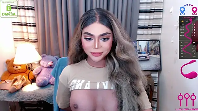 Fantacyoflove online show from 11.17.25