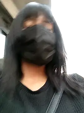 Snapshot of Latin_summer chatting on 12.28.24 Latin summer online show from 12.28.24