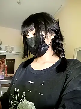 Snapshot of Latin_summer chatting on 02.14.25 Latin summer online show from 02.14.25