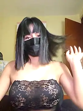 Snapshot of Latin_summer chatting on 11.27.25 Latin summer online show from 11.27.25