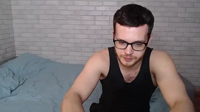 Snapshot of Alexxx_horny chatting on 03.08.25 Alexxx horny online show from 03.08.25