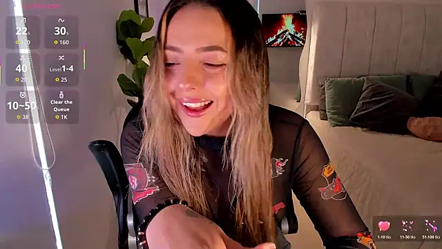 AmyWood online show from 05.11.26