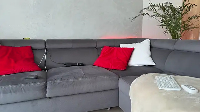 Snapshot of Anna_Passion chatting on 09.26.25 Anna Passion online show from 09.26.25