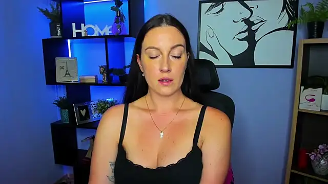 Snapshot of FUN_AMI chatting on 05.13.26 FUN AMI online show from 05.13.26