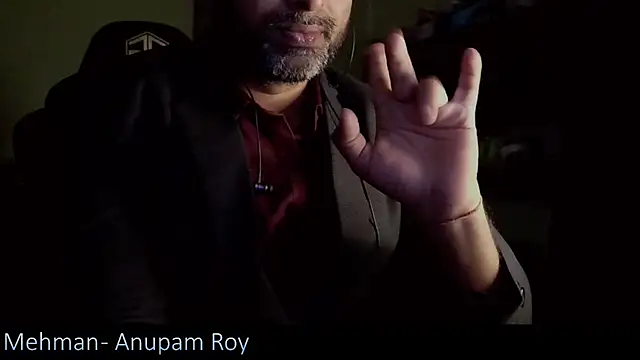 Snapshot of _x_rated_ chatting on 12.15.24 x rated online show from 12.15.24