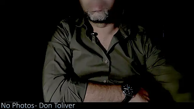 Snapshot of _x_rated_ chatting on 11.16.25 x rated online show from 11.16.25