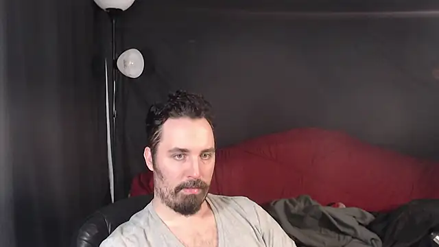 Metalstud online show from 02.18.25