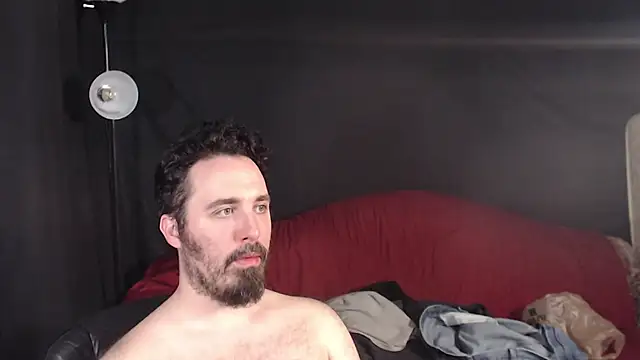 Metalstud online show from 03.11.25