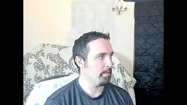 Snapshot of Metalstud chatting on 11.14.25 Metalstud online show from 11.14.25