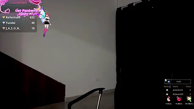 Snapshot of MarcellaGriffin chatting on 11.30.25 MarcellaGriffin online show from 11.30.25