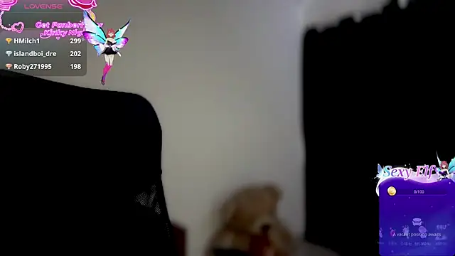 Snapshot of MarcellaGriffin chatting on 12.20.25 MarcellaGriffin online show from 12.20.25