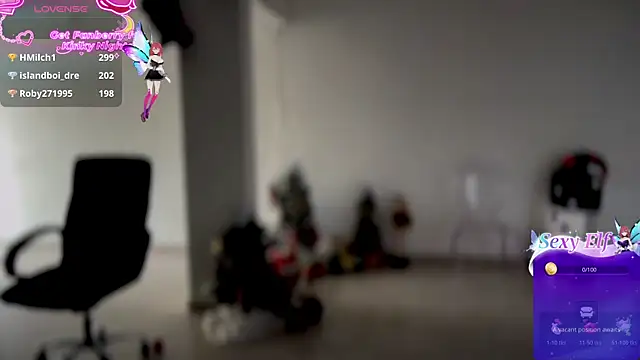 Snapshot of MarcellaGriffin chatting on 12.21.25 MarcellaGriffin online show from 12.21.25