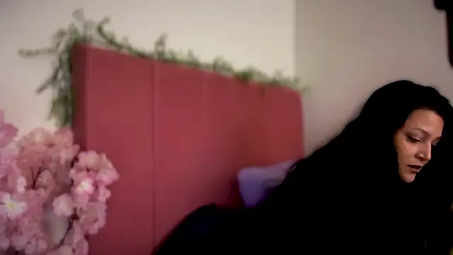 Snapshot of MarcellaGriffin chatting on 02.17.26 MarcellaGriffin online show from 02.17.26