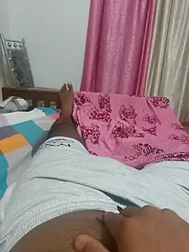 Snapshot of rohithunni123 chatting on 09.14.25 rohithunni123 online show from 09.14.25