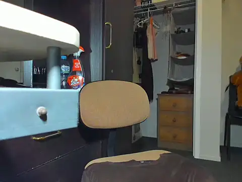 Snapshot of Angelchezcka chatting on 03.20.26 Angelchezcka online show from 03.20.26