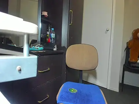 Snapshot of Angelchezcka chatting on 03.31.26 Angelchezcka online show from 03.31.26