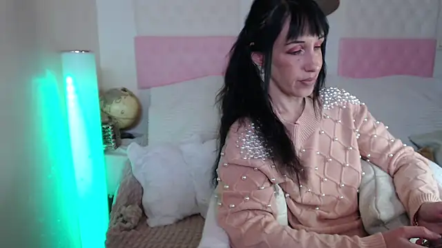 -carla- online show from 11.23.25