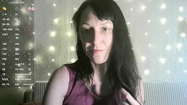 MarieODahliaS online show from 10.16.25