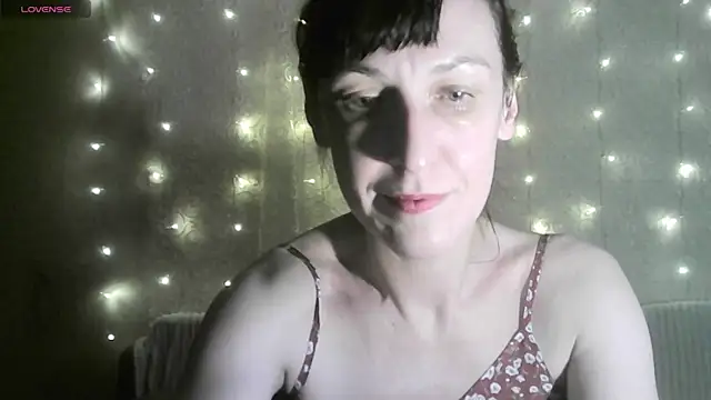 Snapshot of MarieODahliaS chatting on 01.13.26 MarieODahliaS online show from 01.13.26