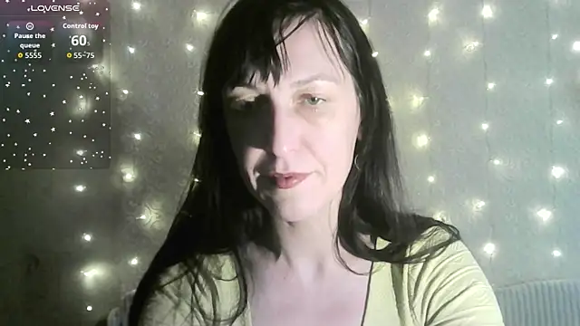 Snapshot of MarieODahliaS chatting on 01.19.26 MarieODahliaS online show from 01.19.26