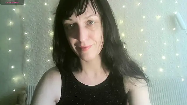 Snapshot of MarieODahliaS chatting on 03.13.26 MarieODahliaS online show from 03.13.26