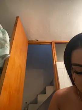 Snapshot of Emma_Brown_12 chatting on 06.19.26 Emma Brown 12 online show from 06.19.26