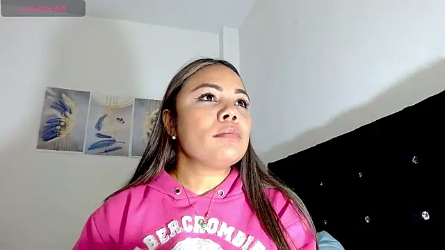 Snapshot of Kylie_loveee chatting on 03.18.26 Kylie loveee online show from 03.18.26
