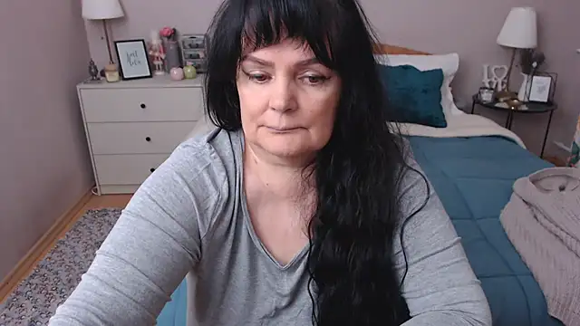 LeveMe2Nightt online show from 12.17.25