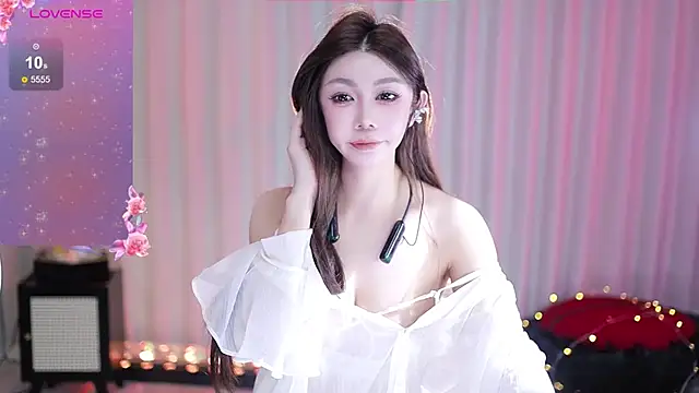 Snapshot of Angel-Bei-bei chatting on 03.13.25 Angel-Bei-bei online show from 03.13.25