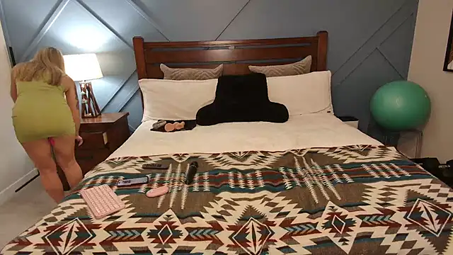 xxyourgirlblair online show from 02.24.25