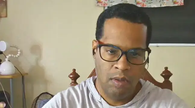 Snapshot of thesugar32 chatting on 01.02.25 thesugar32 online show from 01.02.25