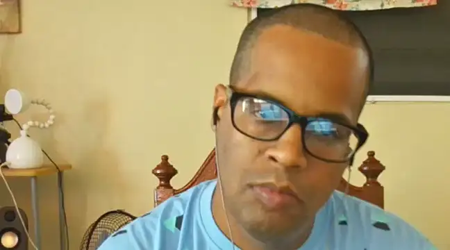 Snapshot of thesugar32 chatting on 01.04.25 thesugar32 online show from 01.04.25