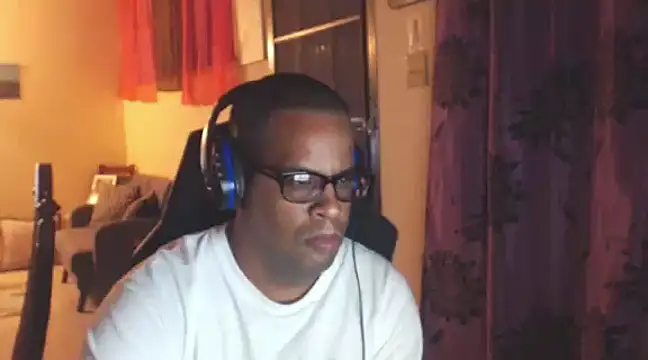 Snapshot of thesugar32 chatting on 01.11.25 thesugar32 online show from 01.11.25