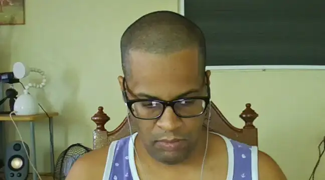 Snapshot of thesugar32 chatting on 02.09.25 thesugar32 online show from 02.09.25