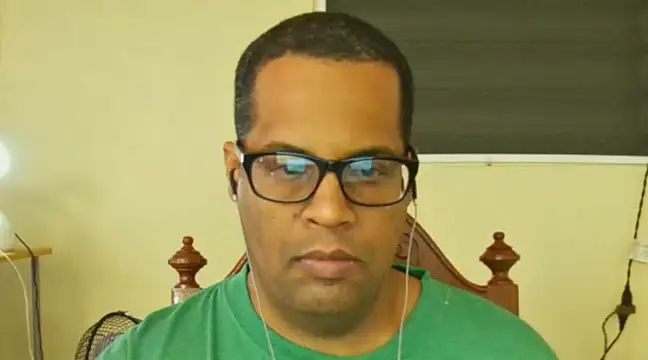 Snapshot of thesugar32 chatting on 02.26.25 thesugar32 online show from 02.26.25