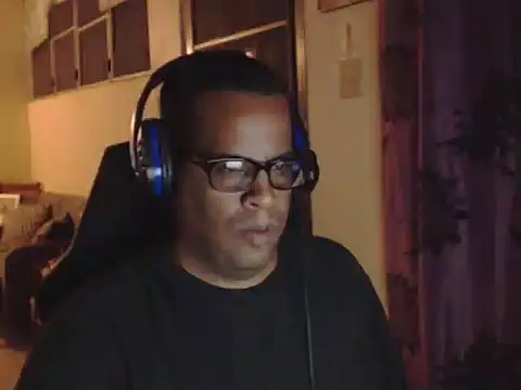 Snapshot of thesugar32 chatting on 03.01.25 thesugar32 online show from 03.01.25