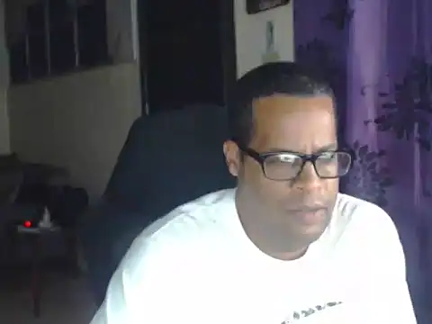 Snapshot of thesugar32 chatting on 03.03.25 thesugar32 online show from 03.03.25