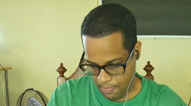 Snapshot of thesugar32 chatting on 03.10.25 thesugar32 online show from 03.10.25