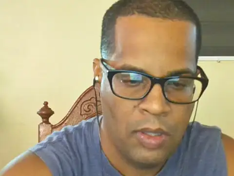 Snapshot of thesugar32 chatting on 09.27.25 thesugar32 online show from 09.27.25