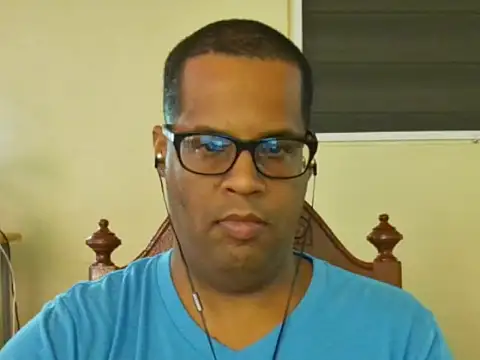 Snapshot of thesugar32 chatting on 09.29.25 thesugar32 online show from 09.29.25