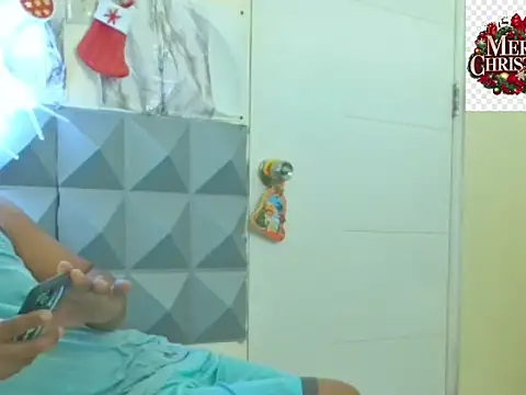 Snapshot of thesugar32 chatting on 11.24.25 thesugar32 online show from 11.24.25