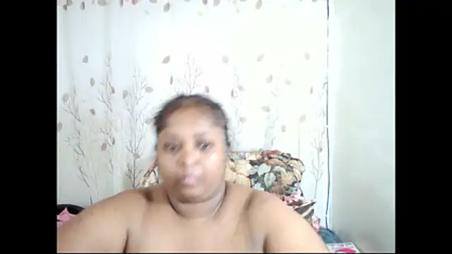 Snapshot of Indiantasha chatting on 12.04.25 Indiantasha online show from 12.04.25