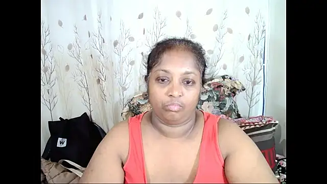 Snapshot of Indiantasha chatting on 04.26.26 Indiantasha online show from 04.26.26
