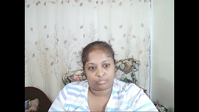 Snapshot of Indiantasha chatting on 05.21.26 Indiantasha online show from 05.21.26